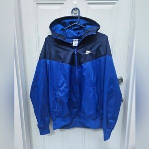 Nike Sportswear Windrunner BLUE Size M